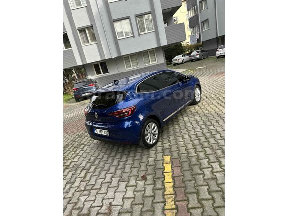 Sahibinden Renault Clio 1.0 TCe Touch 2023 Model 