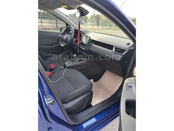 Sahibinden Renault Clio 1.0 TCe Touch 2023 Model 