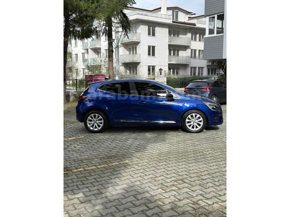 Sahibinden Renault Clio 1.0 TCe Touch 2023 Model 