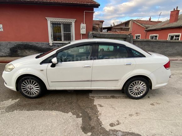 BEYAZ GÜVERCİN