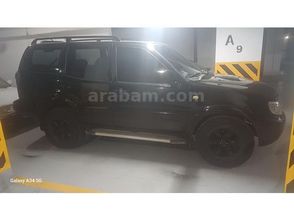 Sahibinden Nissan Terrano 2.7 TDI Elegance 2001 Model
