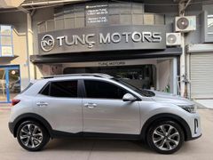 TUNÇ MOTORS / KIA STONİC PRESTİGE / 2024 ÇIKIŞLI / FULL+FULL