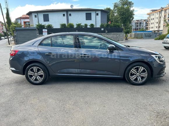 SERVİS BAKIMLI ARACIM ÜST MODELLE TAKAS OLUR)