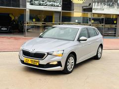 2023 SKODA SCALA PREMİUM BENZİNLİ OTOMATİK 124'binKMDE İLK EL