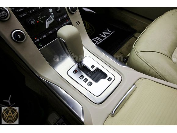 ALTINAY- VOLVO V70 2.0D D3 TAM DOLU 349.000 KM ' DE
