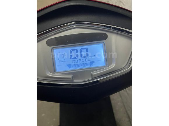 Sıfır Ayarında 200 km'de Elektrikli Motorlu Bisiklet 