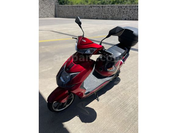 Sıfır Ayarında 200 km'de Elektrikli Motorlu Bisiklet 