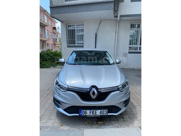 Sahibinden Renault Megane 1.3 TCe Touch 2023 Model 