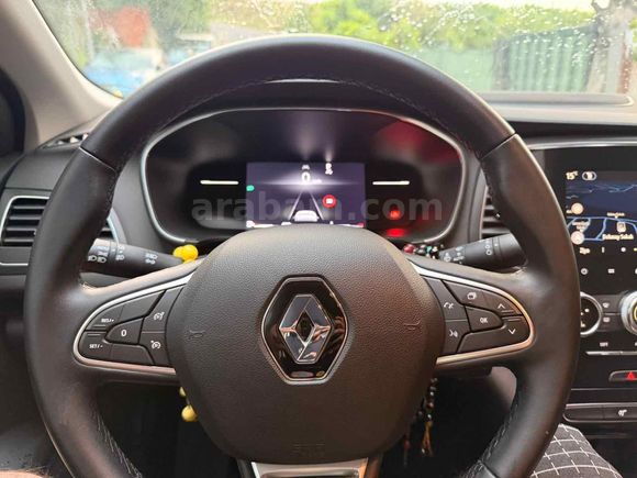  Megane 1.3 TCe Touch Plus