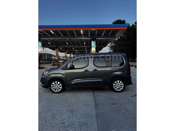 Sahibinden Opel Combo 1.5 CDTI Ultimate 2023 Model 