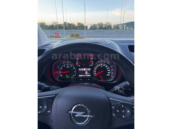 Sahibinden Opel Combo 1.5 CDTI Ultimate 2023 Model 