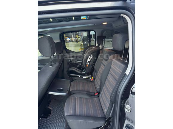 Sahibinden Opel Combo 1.5 CDTI Ultimate 2023 Model 