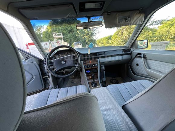 Sahibinden Mercedes - Benz 230 E 1987 Model 