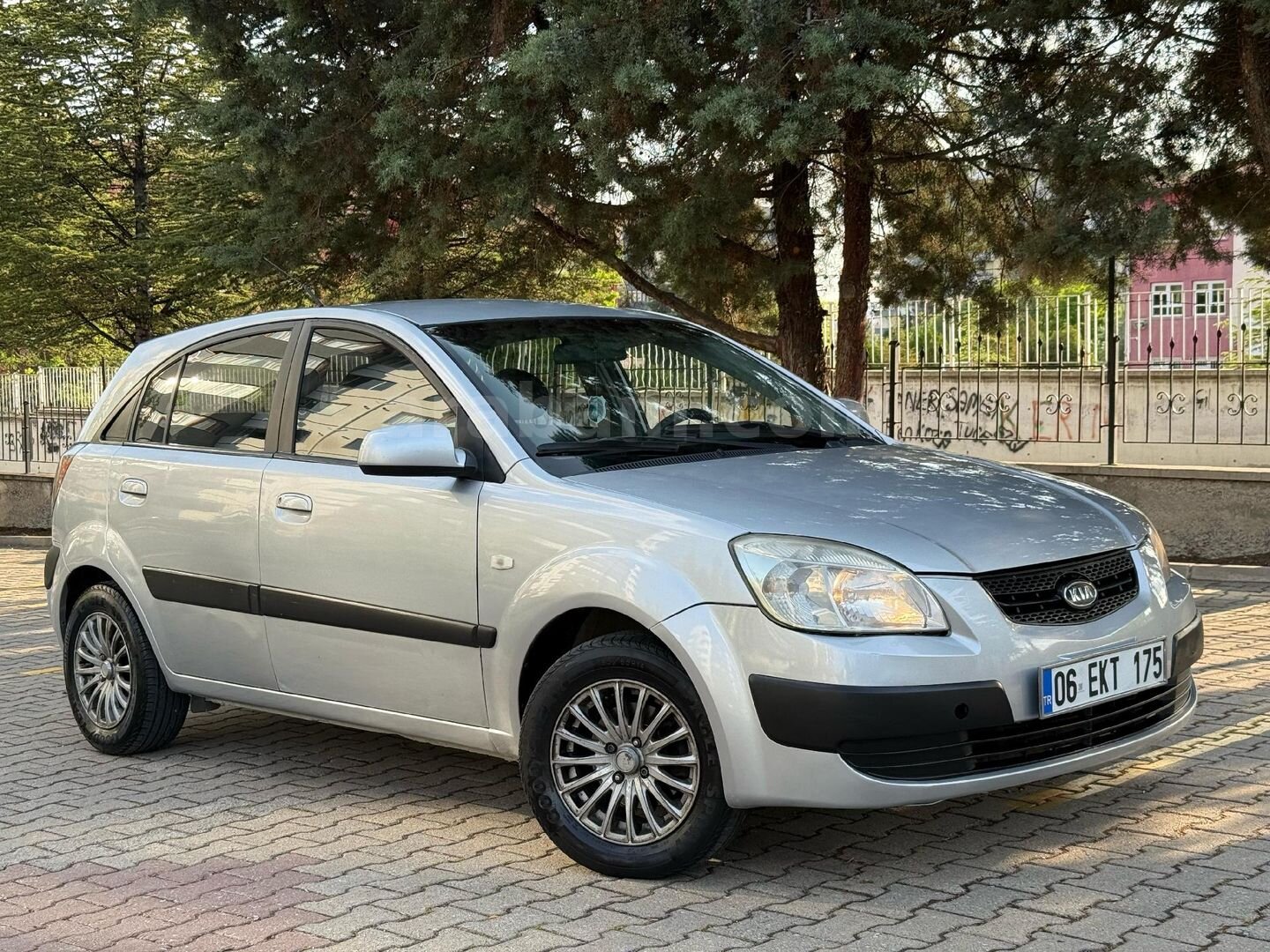 Sahibinden Kia Rio 1.5 CRDi EX Comfort 2007 Model Ankara 330.000 km Gri (Gümüş) 1