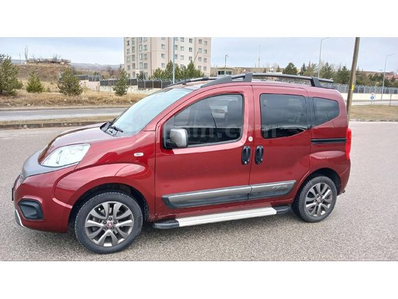 Sahibinden Fiat Fiorino Combi 1.4 Eko Premio 2023 Model HATASIZ FULL ORJİNAL AİLE ARACI