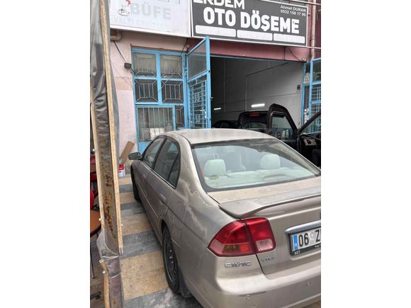 Sahibinden Honda Civic 1.6i VTEC LS 2003 Model 