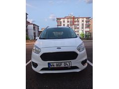 Sahibinden Ford Tourneo Courier 1.5 TDCi Titanium 2021 Model