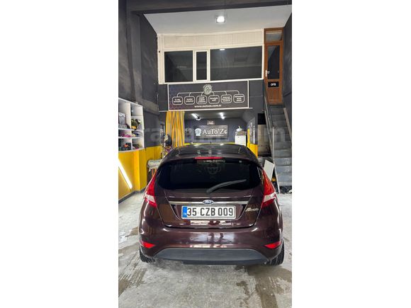 Sahibinden Ford Fiesta 1.4 Titanium 2009 Model