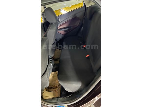 Sahibinden Ford Fiesta 1.4 Titanium 2009 Model