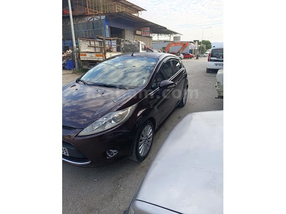 Sahibinden Ford Fiesta 1.4 Titanium 2009 Model