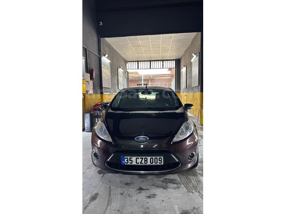 Sahibinden Ford Fiesta 1.4 Titanium 2009 Model