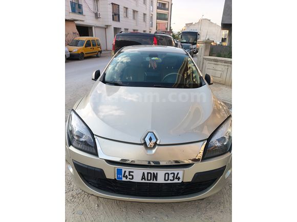 Sahibinden Renault Megane 1.6 Privilege 2010 Model 