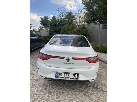 Sahibinden Renault Megane 1.3 TCe Icon 2020 Model 