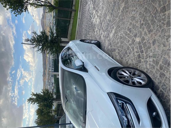 Sahibinden Renault Megane 1.3 TCe Icon 2020 Model 