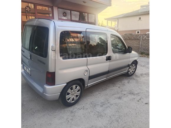 acil satılık otomobil ruhsatlı Partner 1.9 D 2000 Model