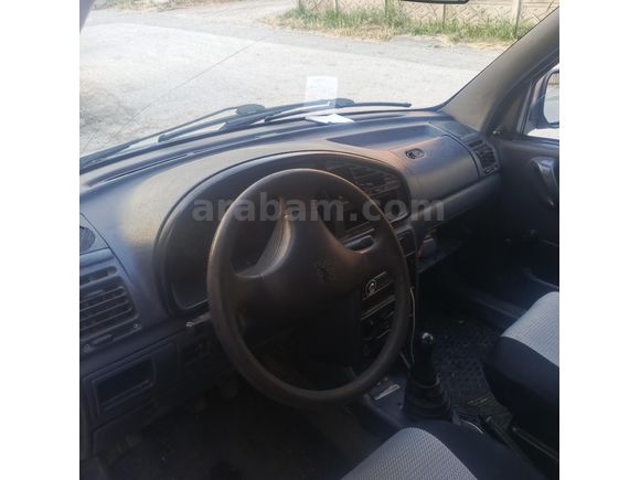 acil satılık otomobil ruhsatlı Partner 1.9 D 2000 Model
