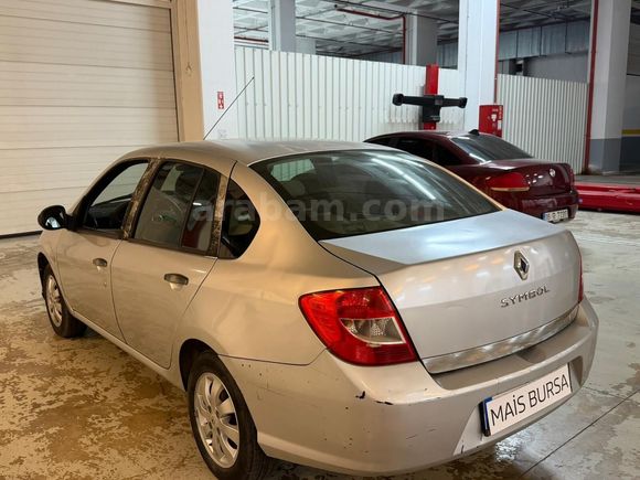 otomobil Renault Symbol 1.4 Expression