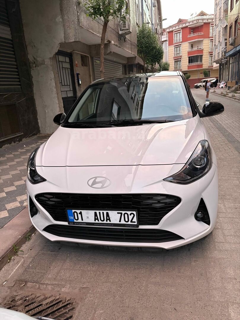 Galeriden Hyundai i10 1.2 MPI Elite 2024 Model İstanbul 23.700 km Beyaz 5