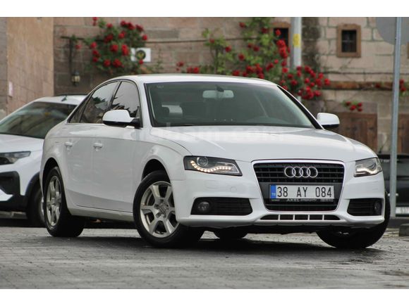 Audi A4 2.0TDI 2011 Değişensiz Otomatik 