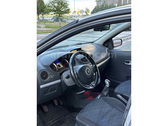 Sahibinden Renault Clio 1.2 Authentique 2009 Model 