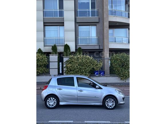Sahibinden Renault Clio 1.2 Authentique 2009 Model 