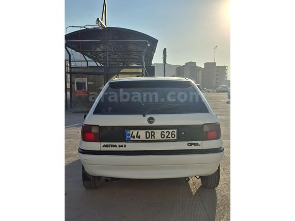 Sahibinden Opel Astra 1.4 Life 1994 Model