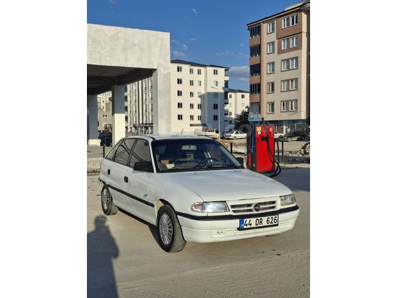 Sahibinden Opel Astra 1.4 Life 1994 Model