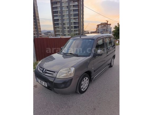 En düşük kilömetre 2 ci Sahibinden Peugeot Partner 1.6 HDI 2008 Model