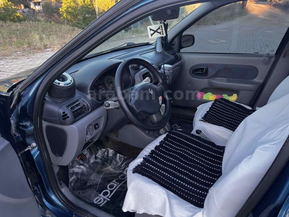 Sahibinden Renault Clio 1.4 RNA 2000 Model 