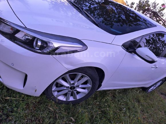 Sahibinden Kia Cerato 1.6 CRDi Concept Plus 2016 Model