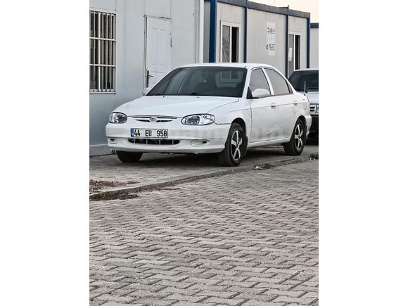 Sahibinden Kia Sephia 1.5 LS 2000 Model  230.000 km Beyaz