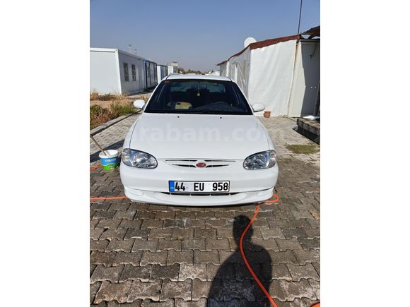 Sahibinden Kia Sephia 1.5 LS 2000 Model  230.000 km Beyaz