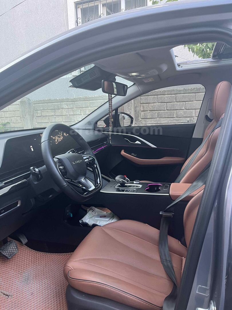 Sahibinden Chery Omoda 5 1.6 T-GDI Luxury 2024 Model Van 35.000 km Gri 7