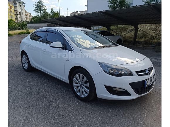 Sahibinden Opel Astra 1.4 T Sport 2016 Model  98.500 km Beyaz