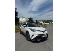 Sahibinden Toyota C-HR 1.8 Hybrid Diamond 2017 Model 