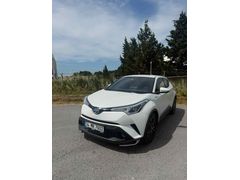 Sahibinden Toyota C-HR 1.8 Hybrid Diamond 2017 Model 
