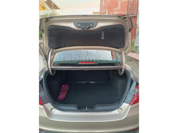 Sahibinden Fiat Egea 1.4 Fire Easy 2022 Model
