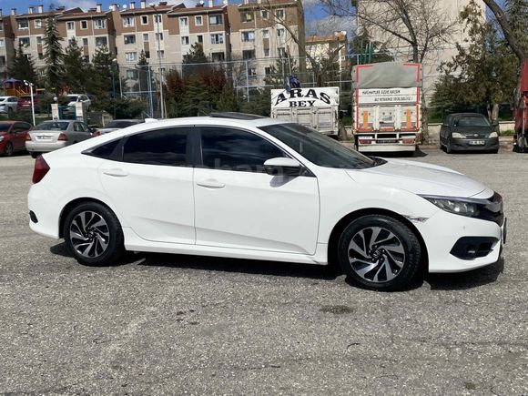 Sahibinden Honda Civic 1.6i VTEC Eco Elegance 2016 Model 