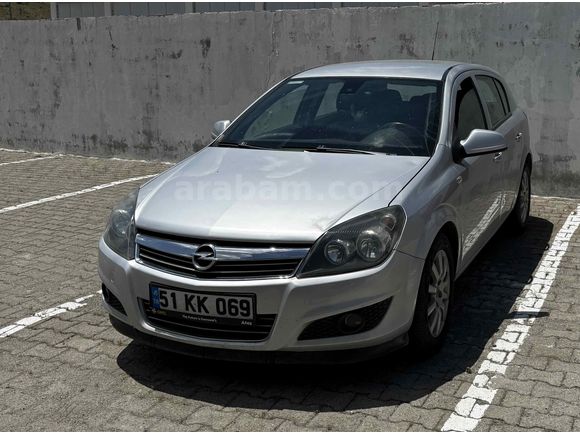 Sahibinden Opel Astra 1.3 CDTI Essentia 2012 Model  186.000 km Gri