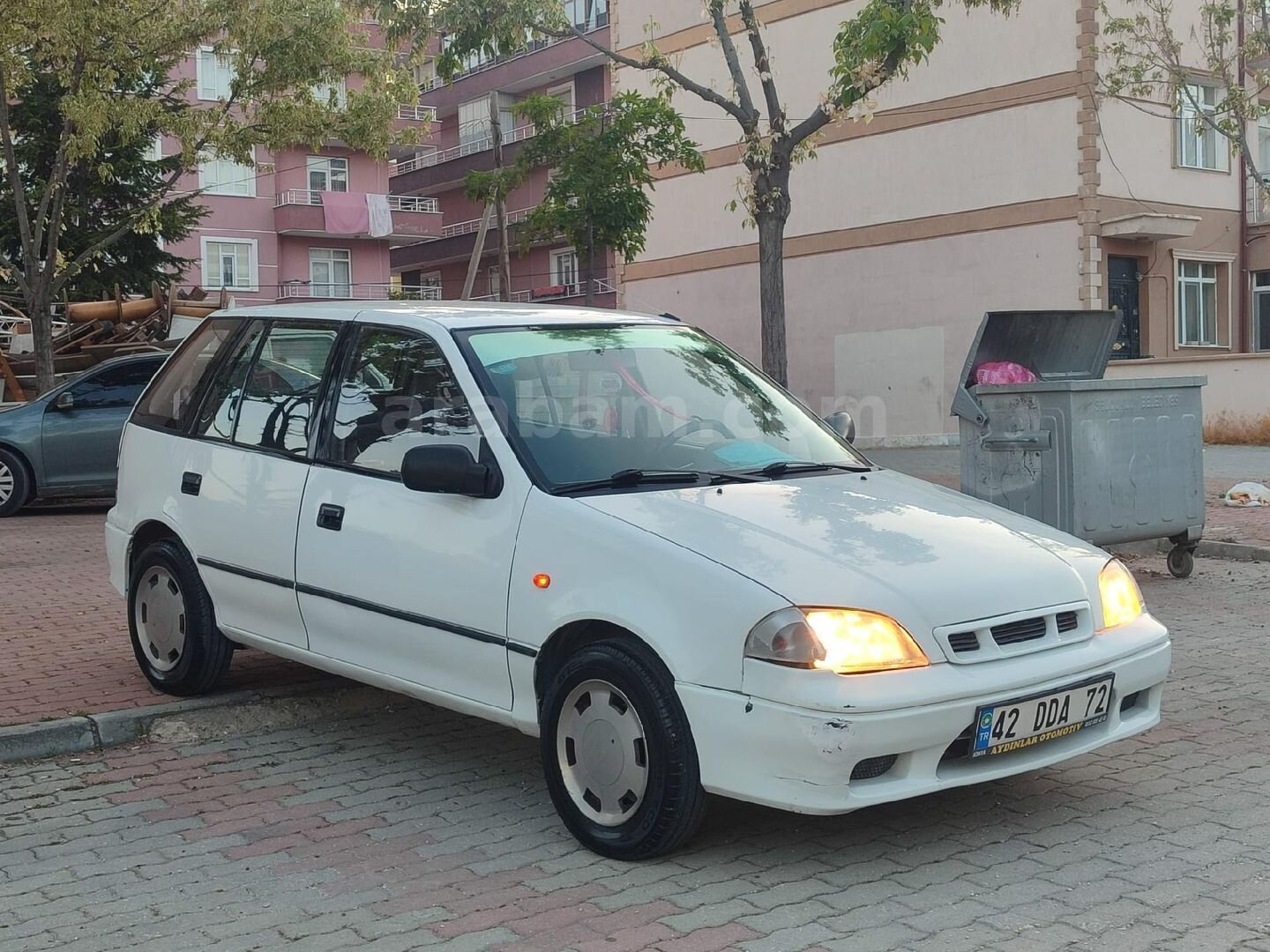 Sahibinden Suzuki Swift 1.3 GLX 2000 Model Konya 155.000 km Beyaz 5